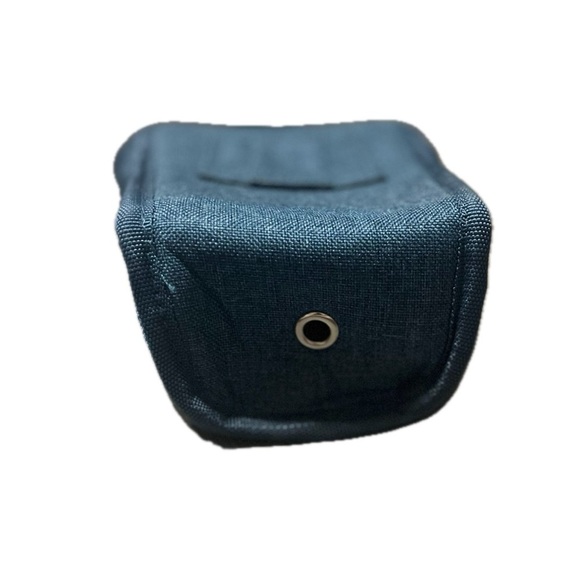 Aqua Vault FlexSafe Portable Travel
Safe, Blue NWT - Picture 6 of 9